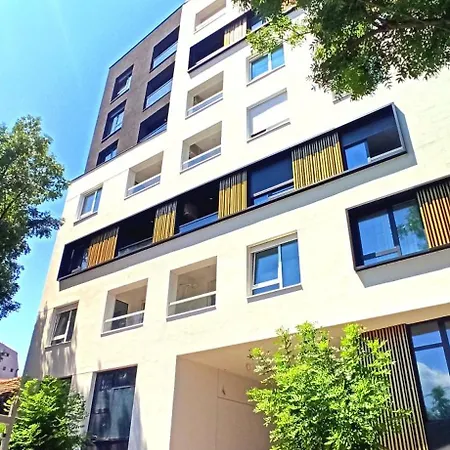 Appartement Lux 13 Center, Free Parking Ni